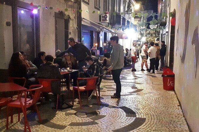 Pub Crawl Ponta Delgada - Rallye Tascas - Meeting and End Points