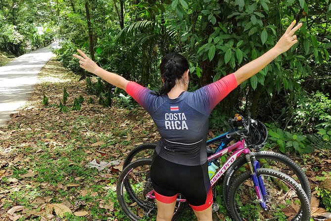 Rainforest Bike Tour in La Fortuna - Exploring the Rainforest