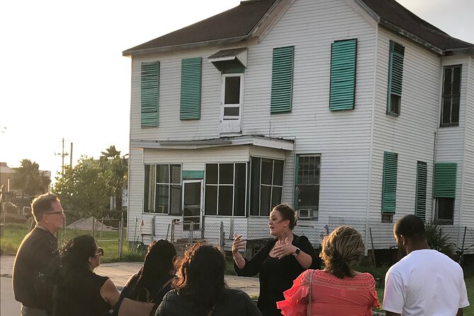 Red Light District Tour of Galveston - Guided Tour by Kimber Fountain
