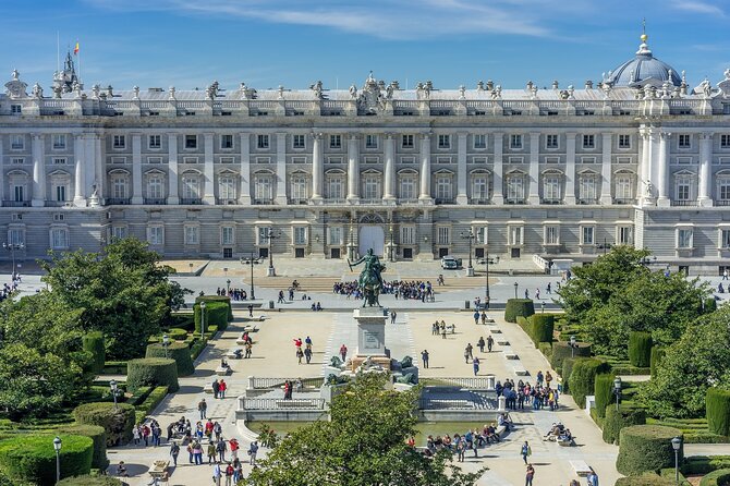 Royal Madrid - Private Virtual Live Experience - Customizable Group Experience