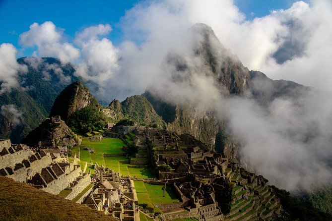Sacred Valley Connection to Machu Picchu (2 Days) - Health and Accessibility