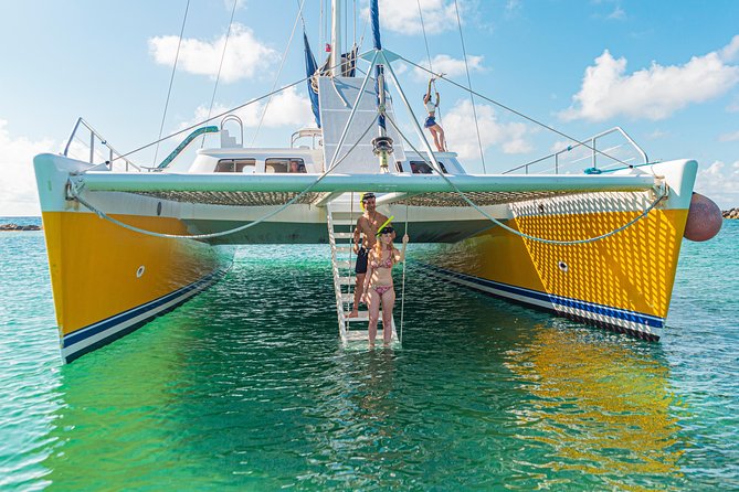 Sailing & Snorkeling Cruise With Freshly Grilled Lunch - Included Lunch and Beverages
