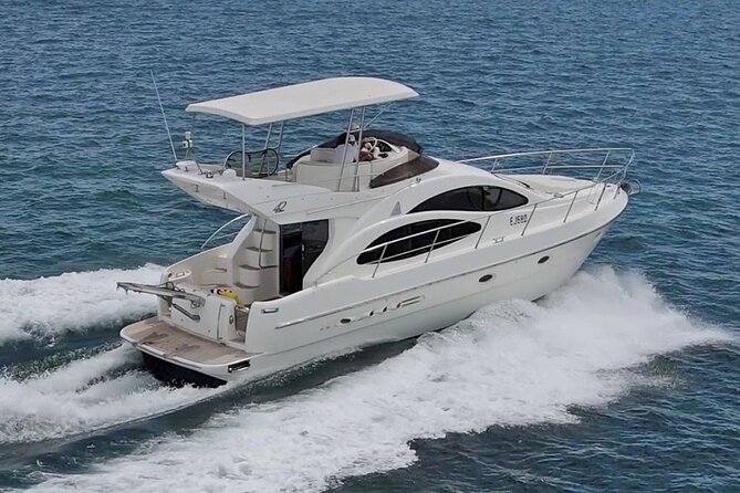 Santorini Caldera: Private Flybridge Yacht Experience - Cancellation Policy