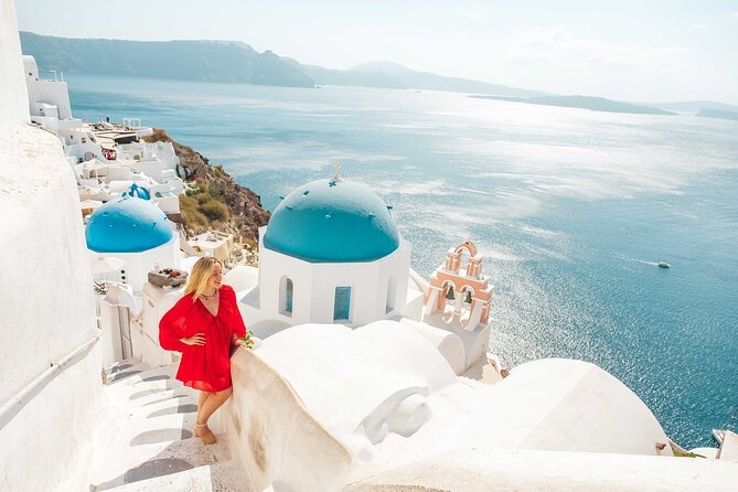 Santorini Private Photoshoot - Meeting and Pickup