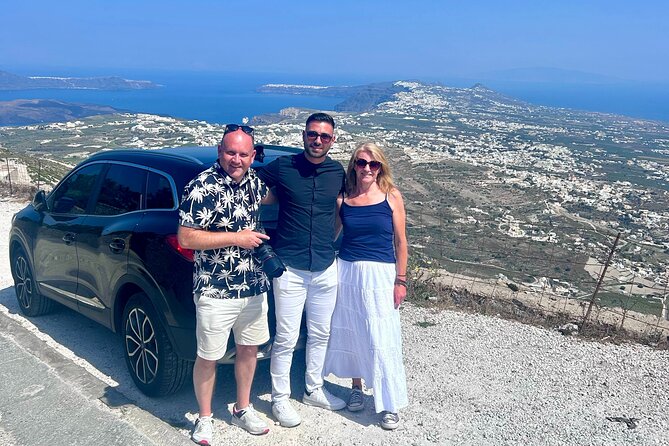 Santorini Private Transfer From or To Airport - Pickup and Drop-off