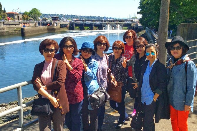 Seattle Sightseeing City Tour With Hotel Pick-Up - Knowledgeable and Engaging Guides