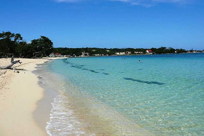 Seven Mile Beach, Blue Hole Mineral Spring, Beach Tubing - Inclusions and Booking