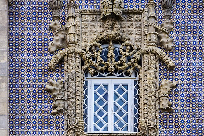 Sintra, Cabo Da Roca, Cascais Private Tours From Lisbon - Tour Guide and Language