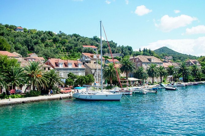 Sipan Island Cycling - Exploring Historic Villages