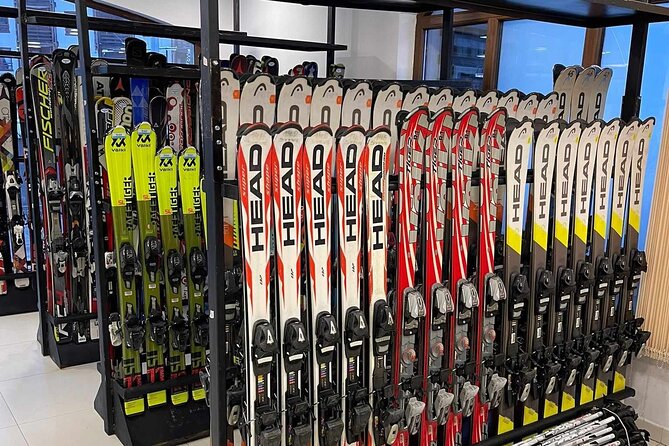 Ski and Snowboard Equipment in Bansko,Bulgaria - Operating Hours