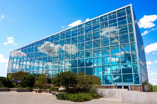 Skip the Line: General Admission to River Bend Nature Center Ticket - Accessibility and Accommodations