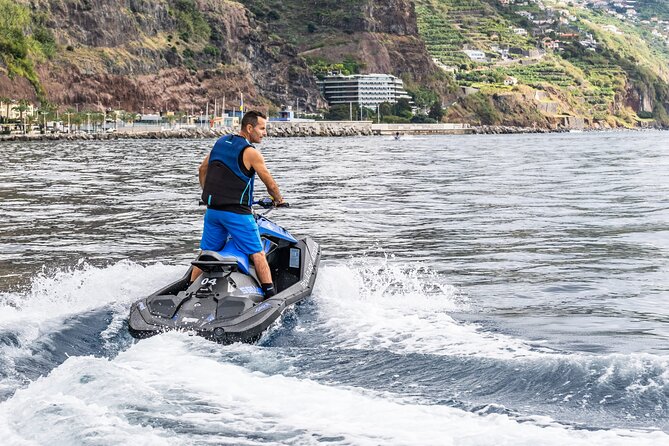 Slide Into Excitement and Discover Adventure With Our Jet Skis. - Participant Requirements and Recommendations