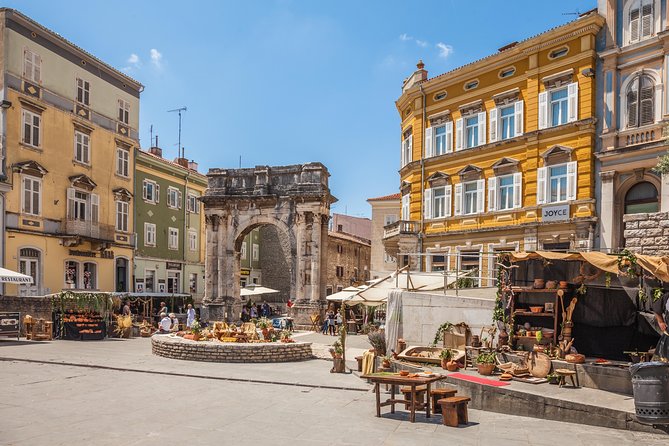 Small-Group Pula Sunset Walking Tour With Local Dessert - Accessibility and Requirements