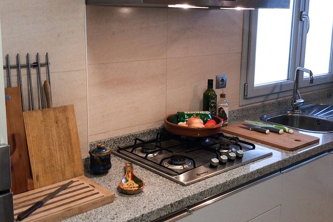 Spanish Paella Private Online Cooking Class - Interactive Cooking Experience