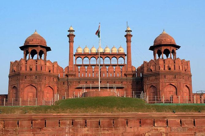 Sunrise Taj Mahal Tour From Delhi - Health and Accessibility