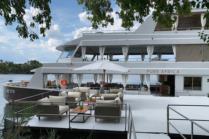 Sunset Cruise Zambezi Explorer & The Eatery Dinner (Combo) - Accessibility Features