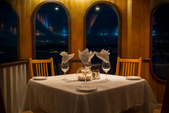 Sunset Premier Dinner Cruise With Show, DJ and Live Music - Accessibility and Meeting Information