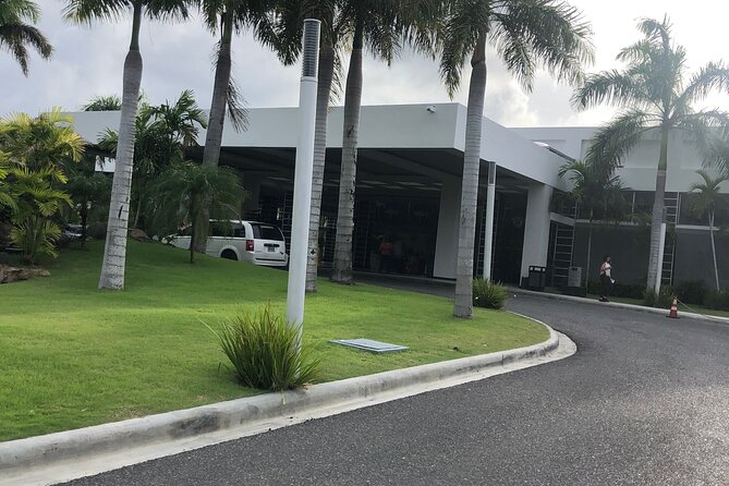 Suv Transfer From the Airport to Riu Hotels in Punta Cana - Negative Customer Experiences