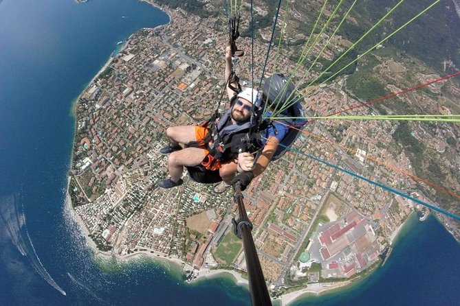 Tandem Paragliding Flight in Lombardy - Arriving at the Meeting Point
