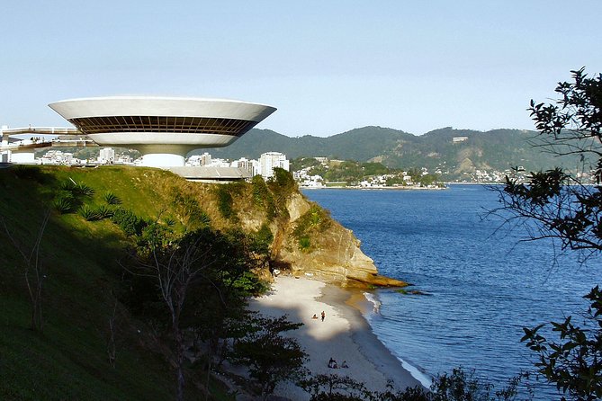 The Architecture of Niemeyer - The Niemeyer Path in Niteroi - Visiting the Santa Cruz Da Barra Fort