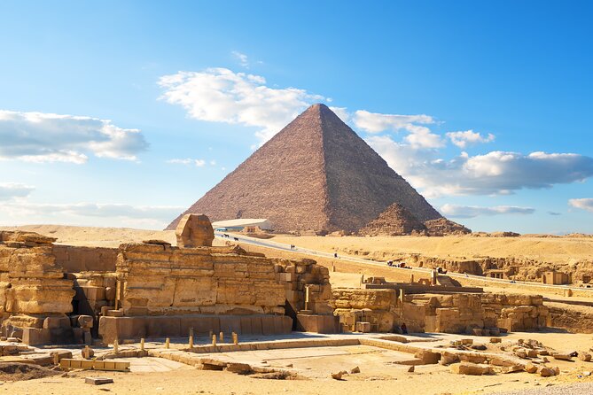 The Best of Cairo & Giza in 2 Day Tour Museum&Pyramids&Old Cairo - Discovering the Wonders of Old Cairo