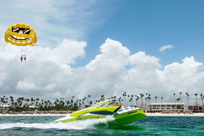 The Best of Parasailing With Pick-Up in Uvero Alto - Professional Guide Assistance