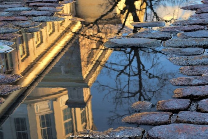 The Ghosts of Old Montreal: Private 1.5-hour Spooky Tour - Accessibility and Requirements