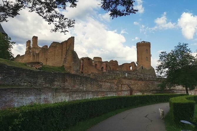 The Real Draculas Castle in Targoviste and Draculas Tomb - Visiting Targovistes Princely Court