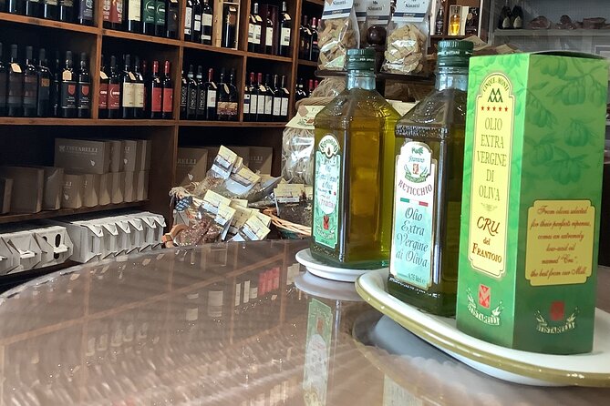 Tour and Tickets: EVO Oil Tasting Review - Tuscan Wine and Bites
