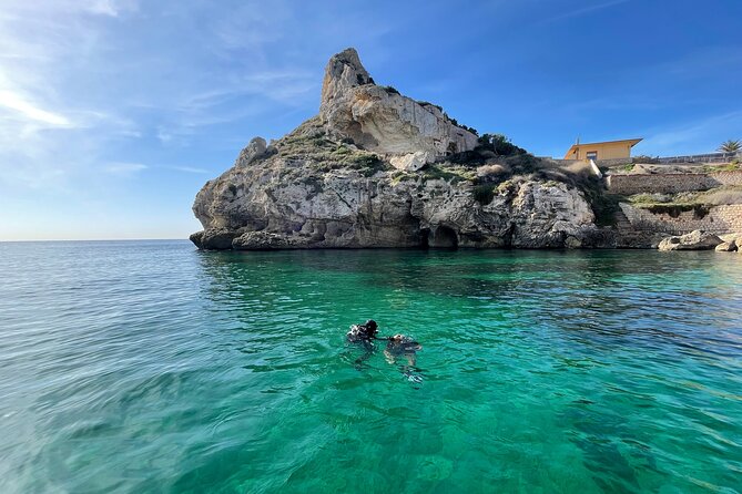 Tour Discover the Colors of the Emerald Sea in Cagliari - Accessibility and Recommendations