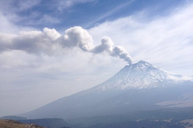 Trekking Through The Volcanoes - Scenic Highlights