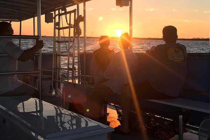 Tropical Sunset Cruise From Hawks Cay - Included Amenities and Accessibility