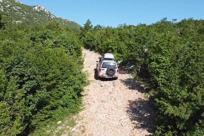 Tulove 4L, Velebit Safari, 4x4 Off-Road and Hiking - Off-Road 4x4 Adventures