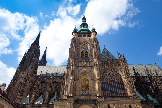 Two-Hour Morning Walking Tour of Prague Castle - Inclusions