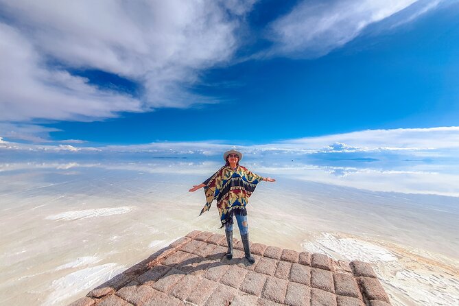 Uyuni Salt Flats Full Day From La Paz City - Meeting and Pickup Details