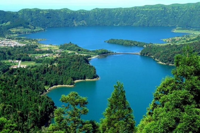 Van Tour Seven Cities + Lagoon of Fire Full-Day - Inclusions