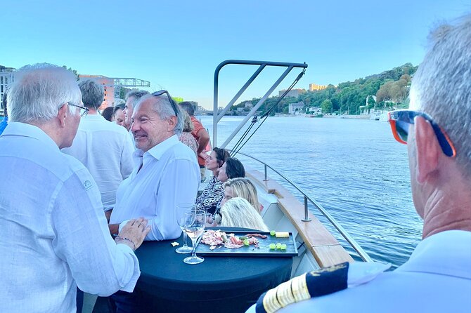 Vaporetto Aperitifs - Included Food and Drink
