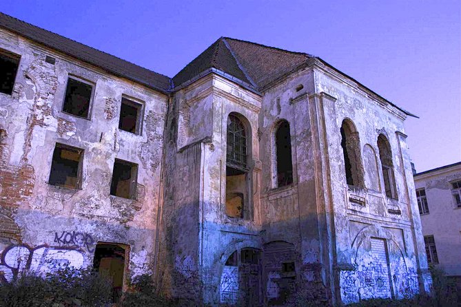 Vilnius Old Town 2-hour Ghost Tour - Haunted Sites Explored