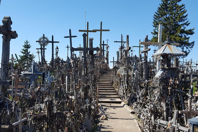 Vilnius to Riga Day Trip: The Hill of Crosses, Rundale Palace and Bauska Castle - Meeting and Pickup Details