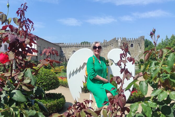 Vinho Verde 2 Wineries + Guimarães - From Porto - Accessibility and Accommodations