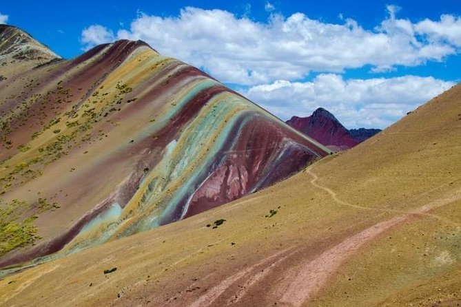 Vinicunca Trek - Rainbow Mountain Day Tour - Health Considerations