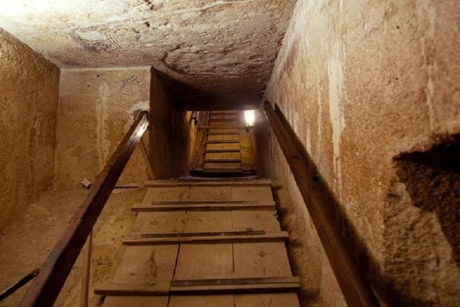 VIP Day Tour Inside Giza Pyramids - Accessibility Features