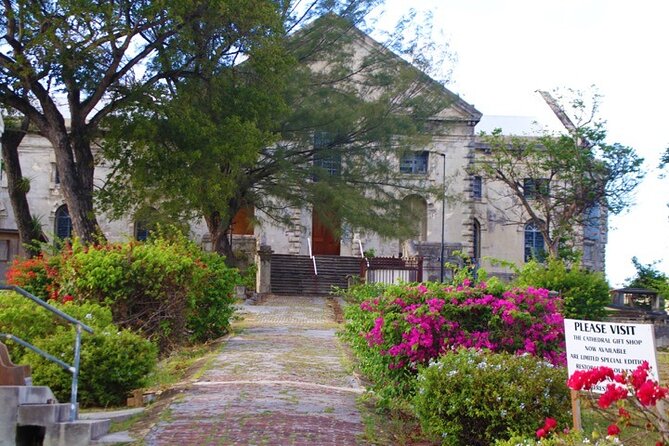 Walking Through Antiguas History - Local Cuisine and Dining