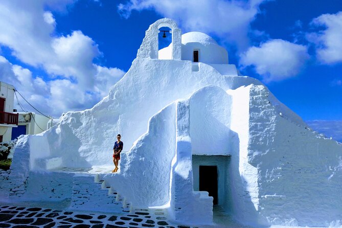 Walking Tour in Mykonos Town & Secluded Beach Picnic - Meeting Point and Ending