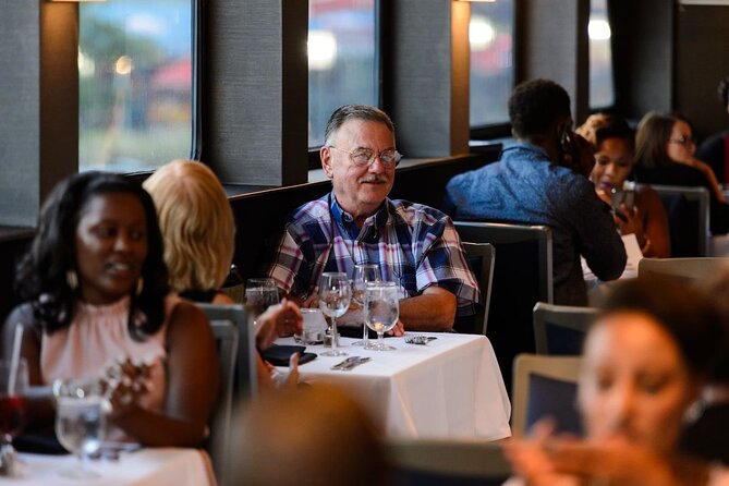 Washington DC Signature Dinner Cruise - Scenic Views and Sightseeing