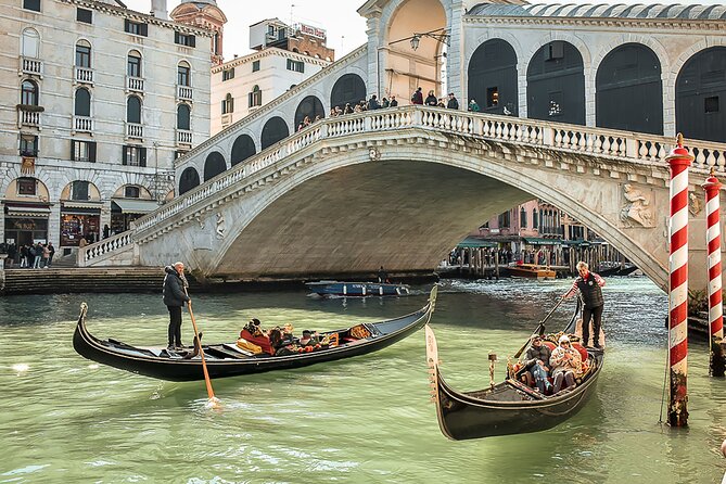 Whispers of Venice Private Gondola Experience - Accessibility and Transportation