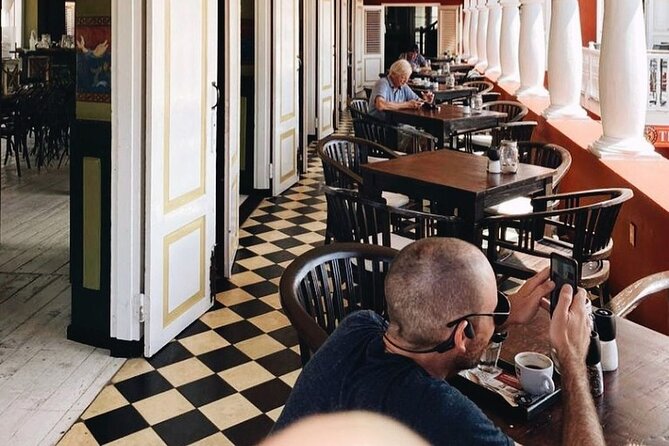 Willemstad Culinary Adventure: Private 3-Hour Foodie Tour - Tour Experience