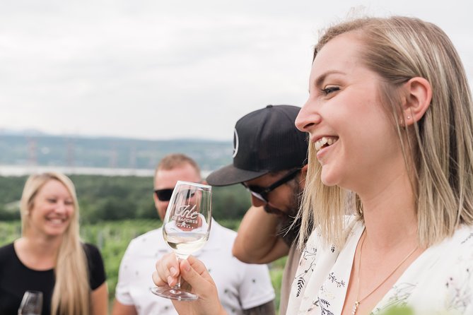 Wine Tasting on Ile Dorleans - Scenic Views Along the Route