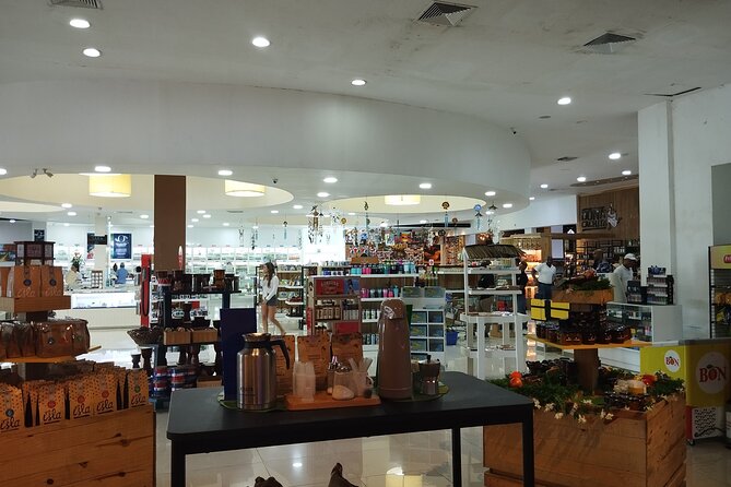 World Mart Souvenirs Store - Free Pick-up / Drop-off - Additional Information