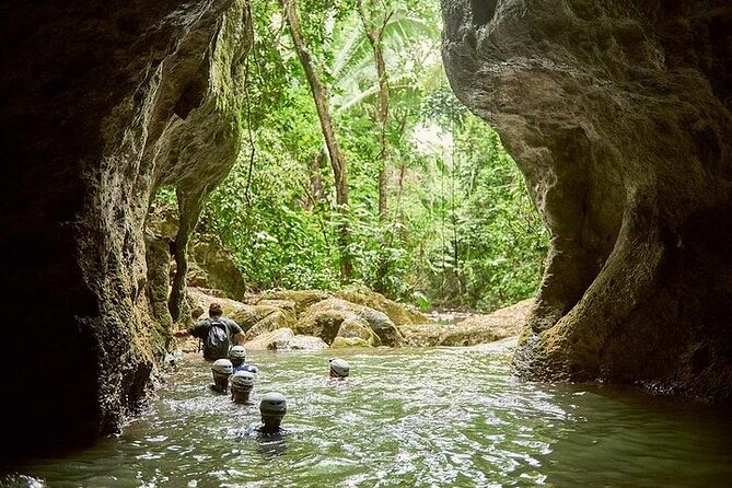 Xunantunich - Zip Line - Cave Tube - Zipline Adventure